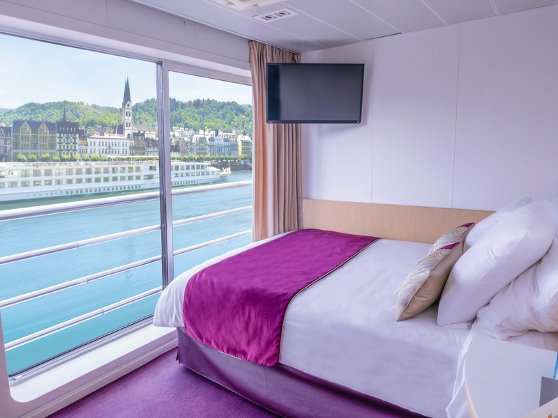 Upper Deck Double Bed Accessible Cabin CAT. B